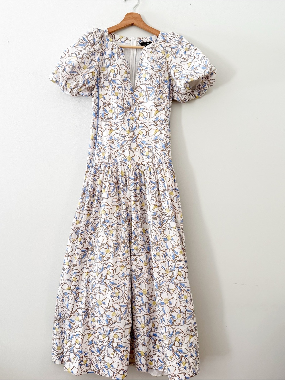 ME+EM Silhouette Maxi Dress Drop Waist Puff Sleeve Floral Size 2. In very good c